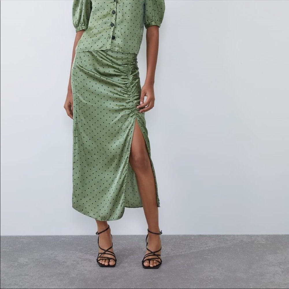 Zara Pola Dot Mint Midi Skirt Size S